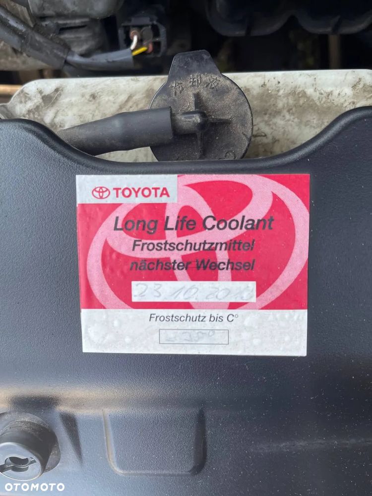 Toyota Corolla 1.6 VVT-i Automatik Executive - 24