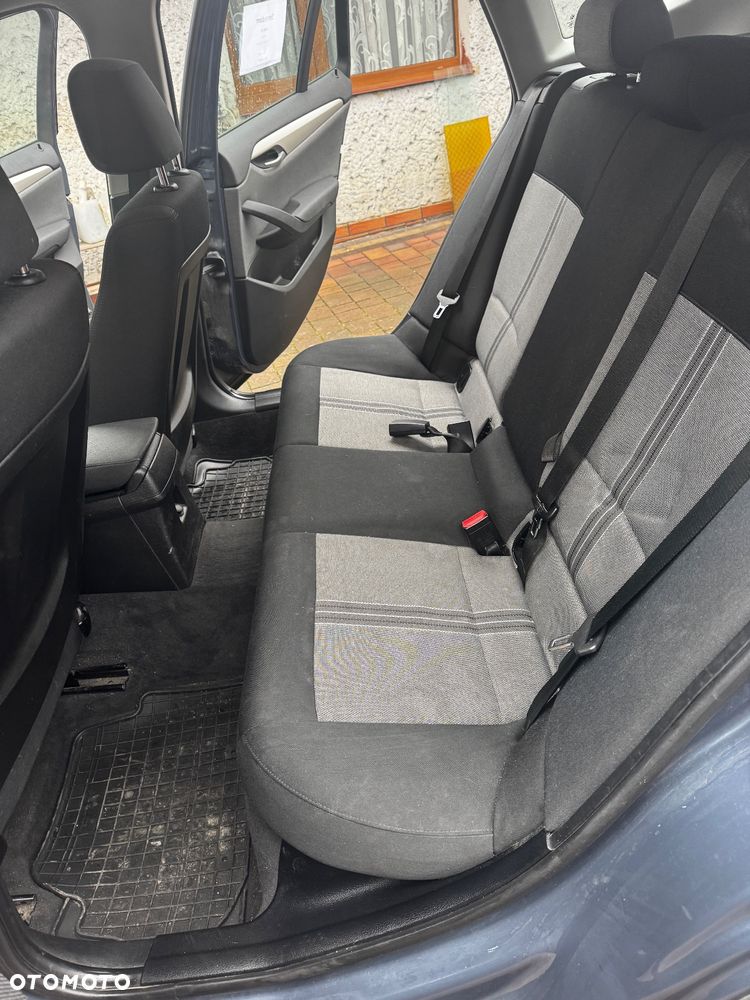 BMW X1 sDrive18d - 12