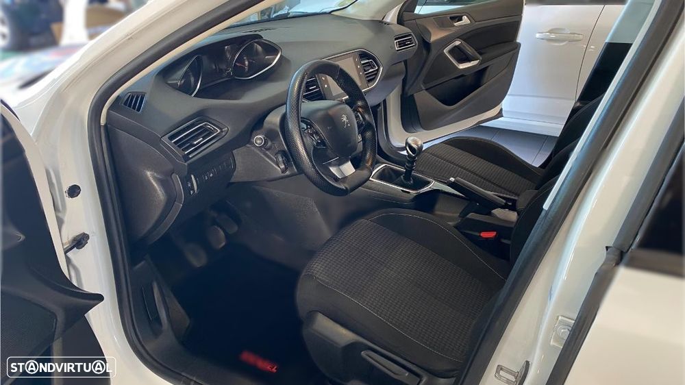 Peugeot 308 SW BlueHDi 100 Stop & Start Active - 11