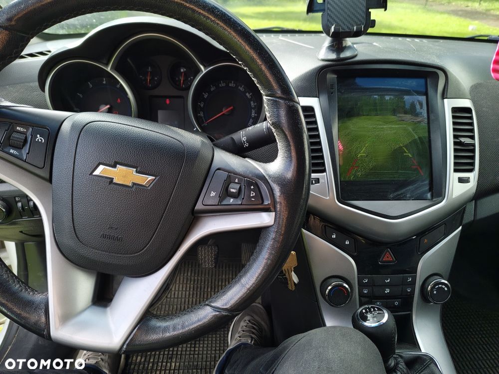 Chevrolet Cruze - 1