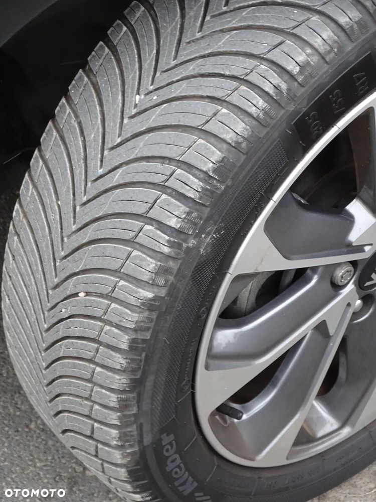 Kia Stonic 1.0 T-GDI 120 Platinum Edition - 22