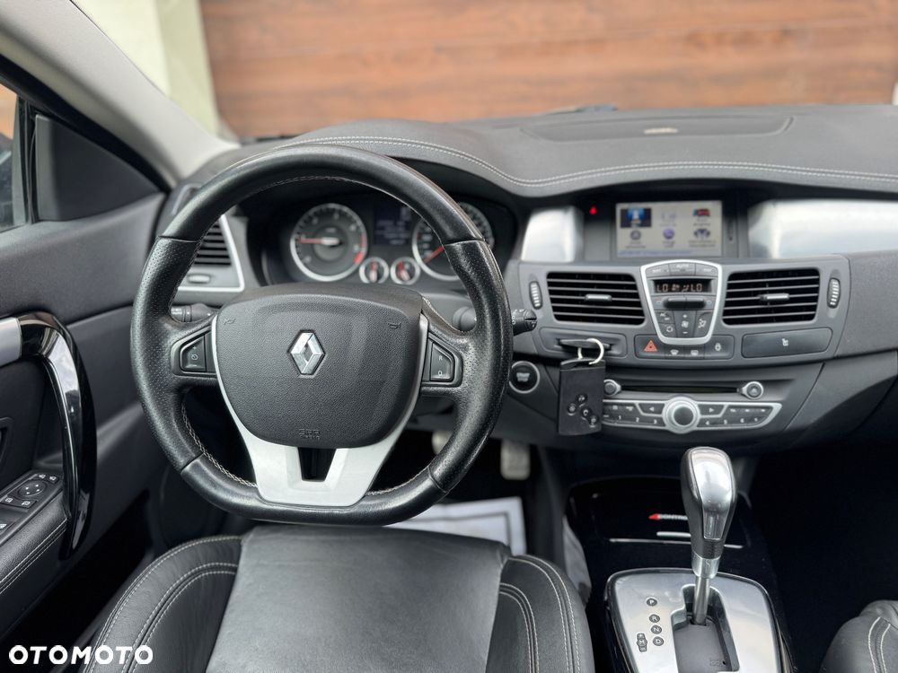 Renault Laguna dCi 175 FAP - 25