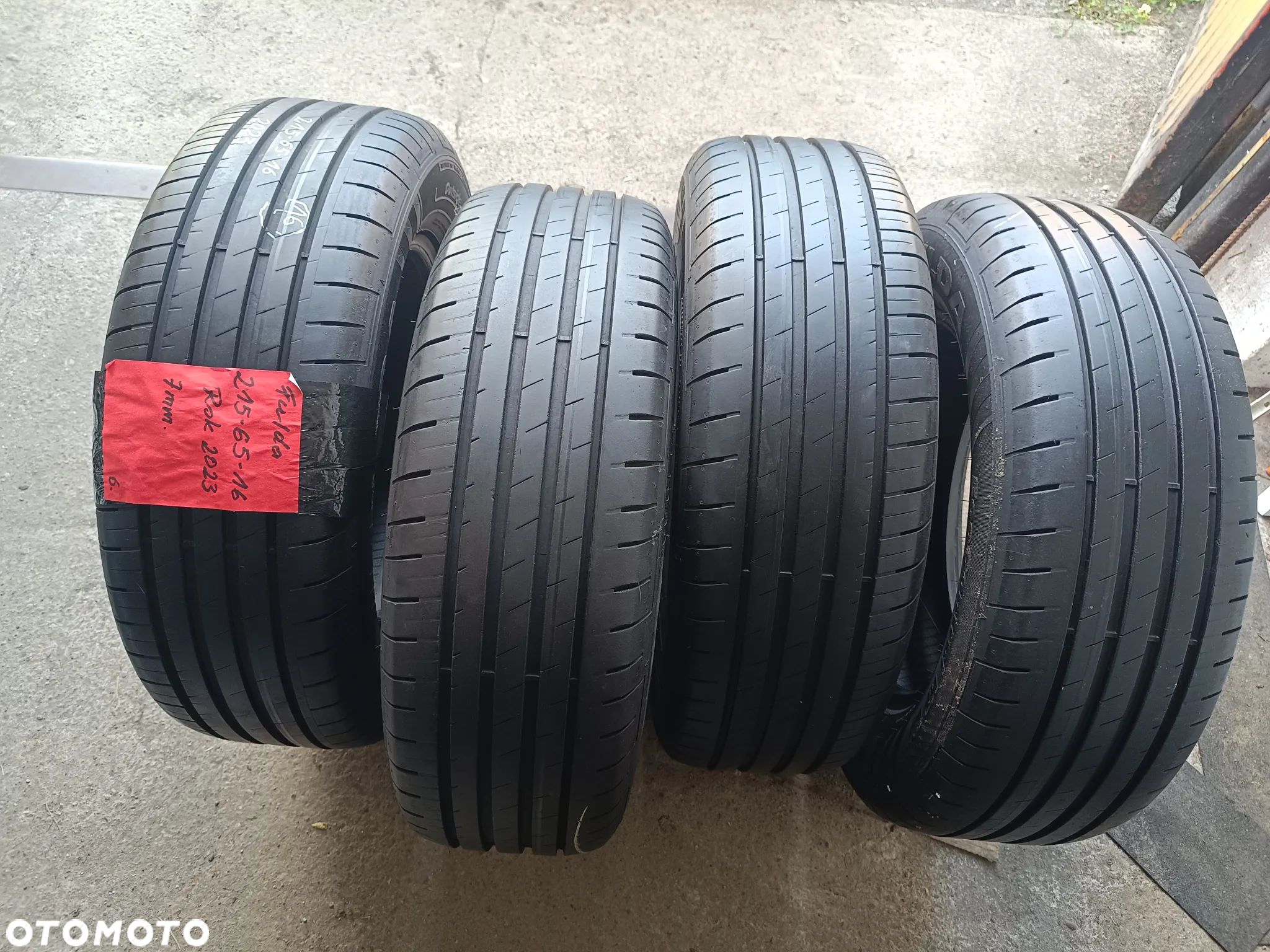 Opony letnie 215 65 16 - 1