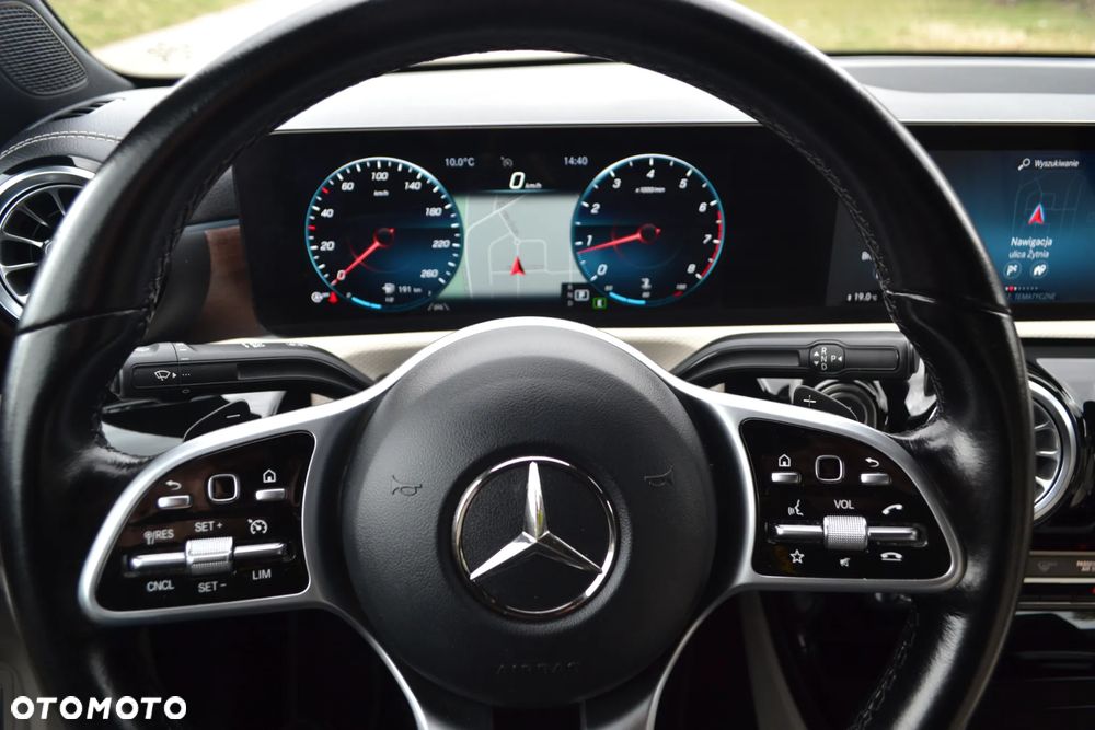 Mercedes-Benz CLA - 22