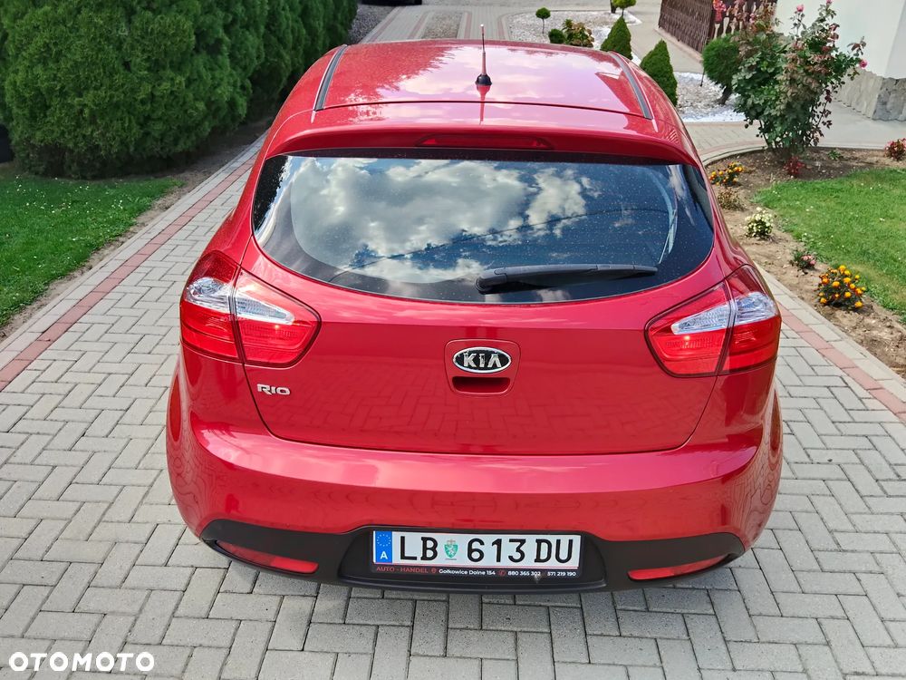 Kia Rio 1.2 Dream Team Edition - 10