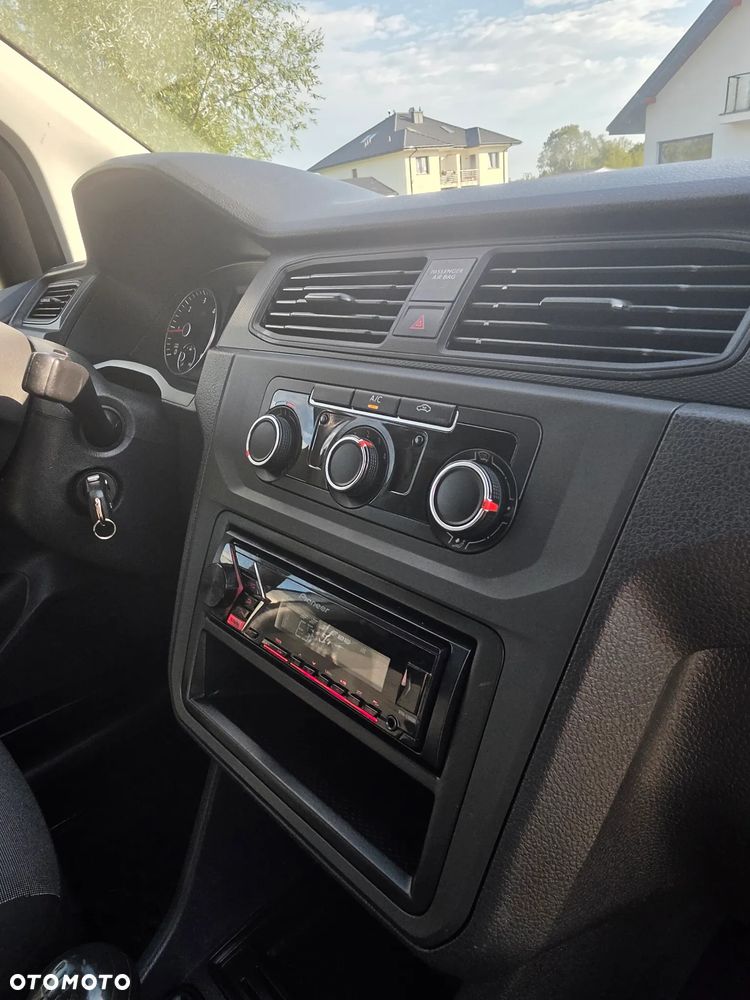 Volkswagen Caddy - 8