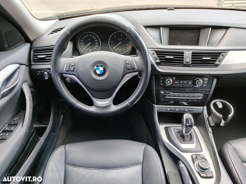 BMW X1 sDrive20d Aut. xLine - 17