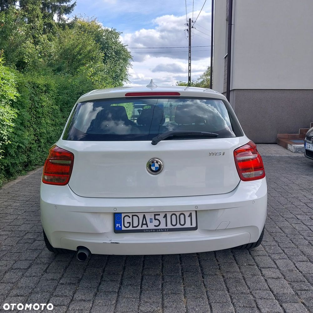 BMW Seria 1 116i - 5