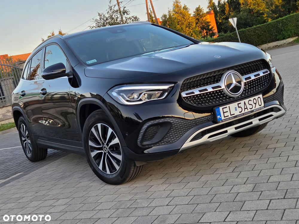 Mercedes-Benz GLA 200 Business Edition - 5