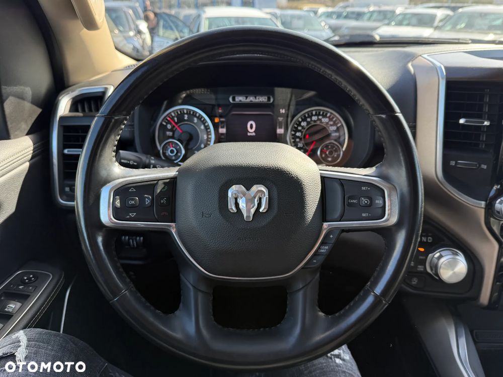 RAM 1500 5.7 Crew Cab Laramie - 12