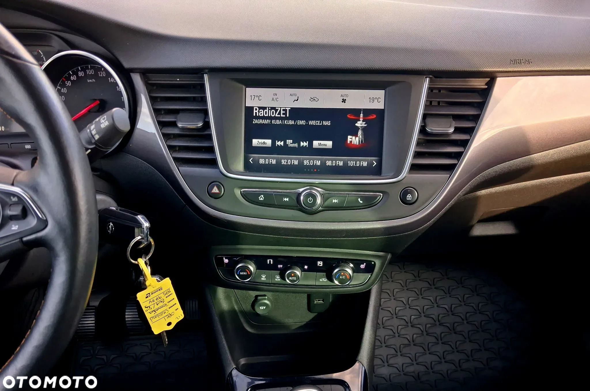 Opel Crossland X 1.2 Start/Stop Innovation - 29