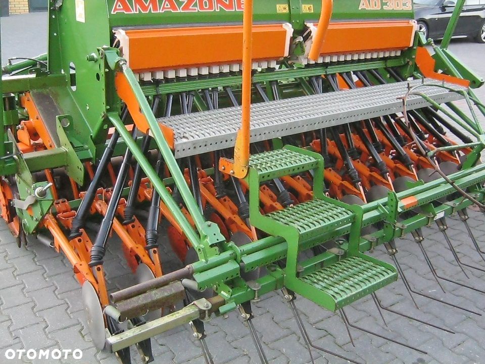 Amazone KG 3500 + AD 303 - 4
