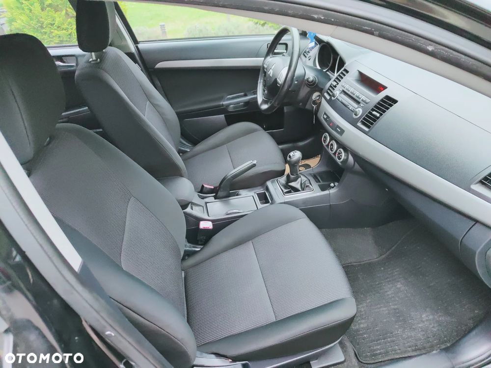 Mitsubishi Lancer 1.8 Intense - 7