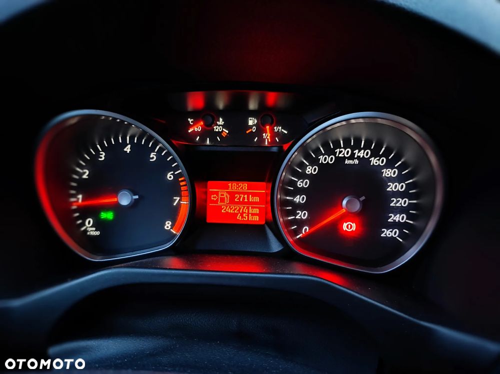 Ford Mondeo 2.5 Titanium - 12