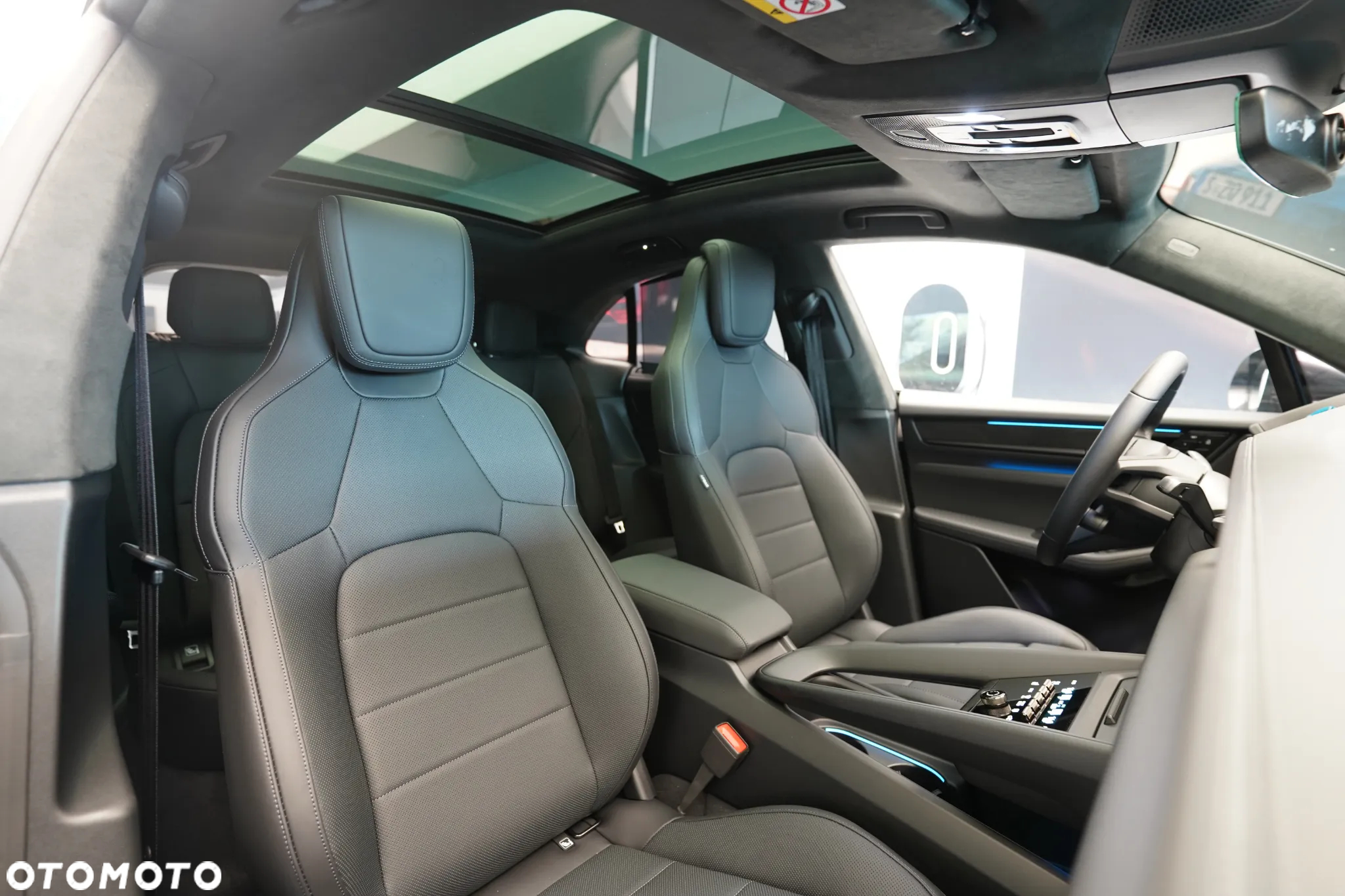 Porsche Macan Turbo 100kWh - 14
