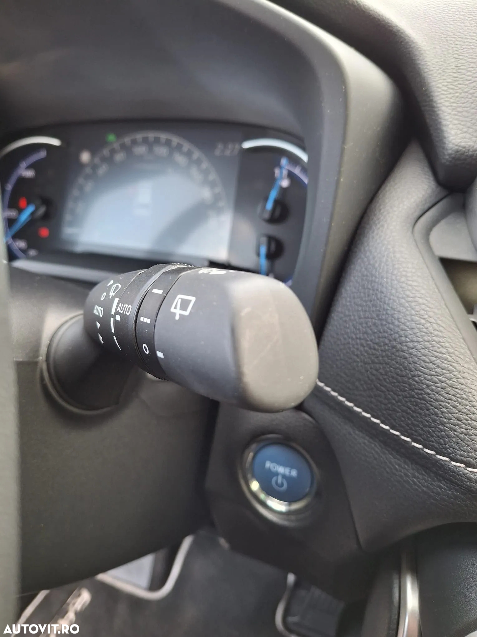 Toyota RAV4 2.5 Hybrid VVT-iE 4x2 Dynamic - 16