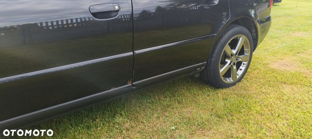 Audi A4 Limousine - 8