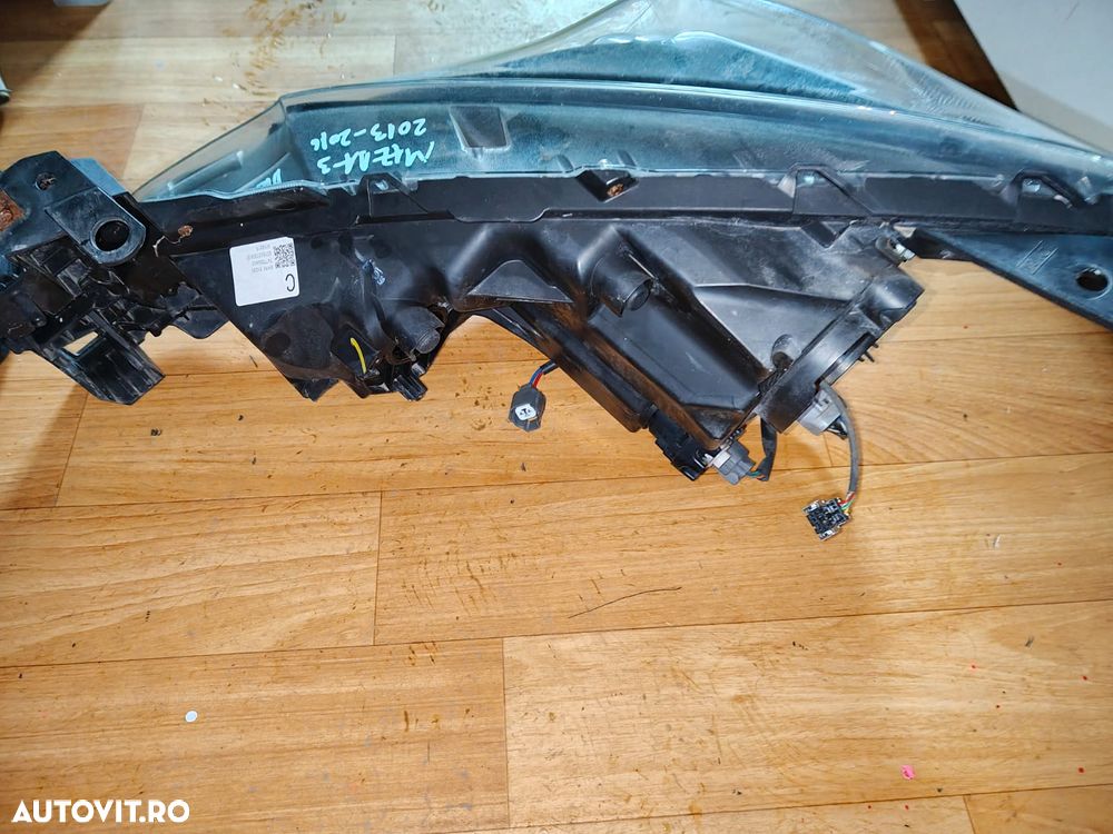 Far dreapta cu Xenon Cod: 7477558600Mazda 3 BM [2013 - 2016] - 7