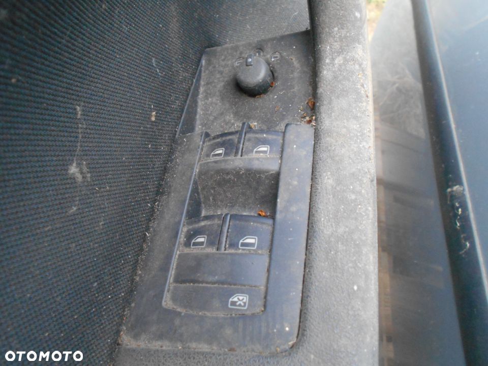 AUDI A3 8P LIFT 08-12 PANEL STEROWANIA ELEKTRYCZNYMI SZYBAMI X4 - 1