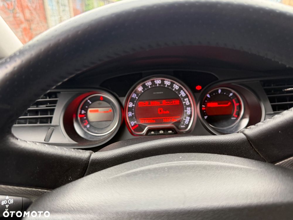 Citroën C5 2.0 HDi Confort - 8