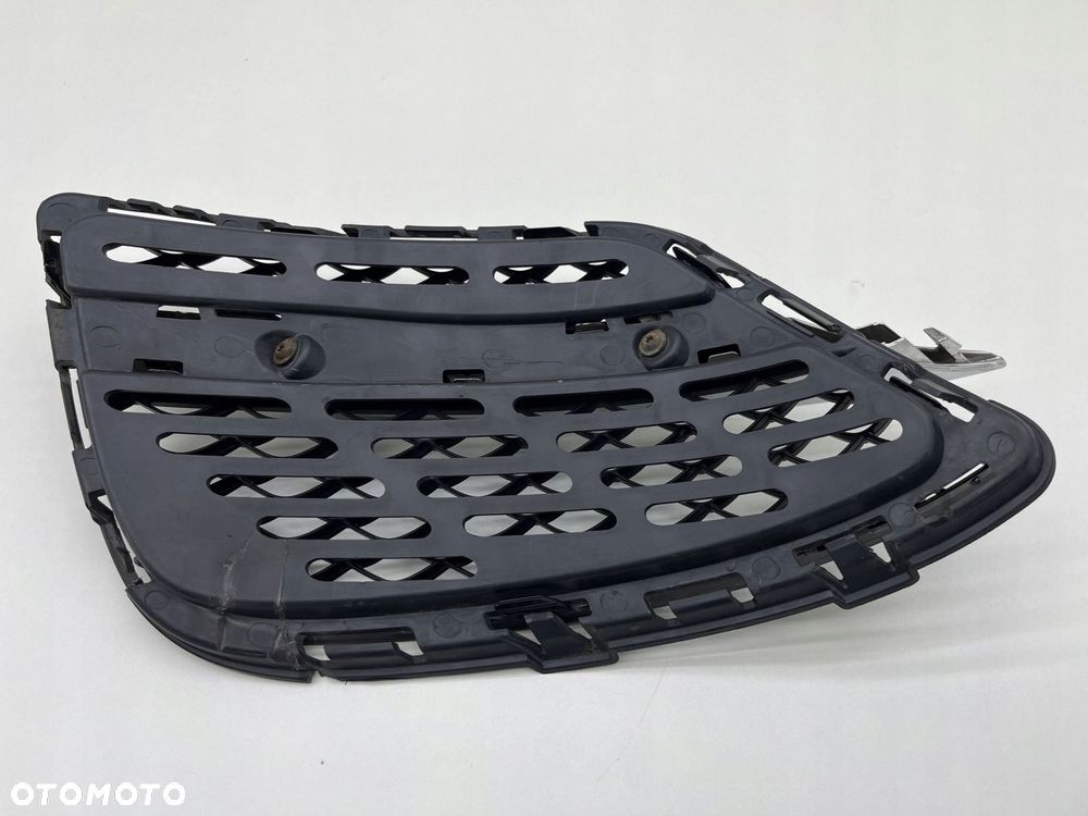 MERCEDES W222 KRATKA ZDERZAKA PRAWA PRZÓD A2228850254 - 6