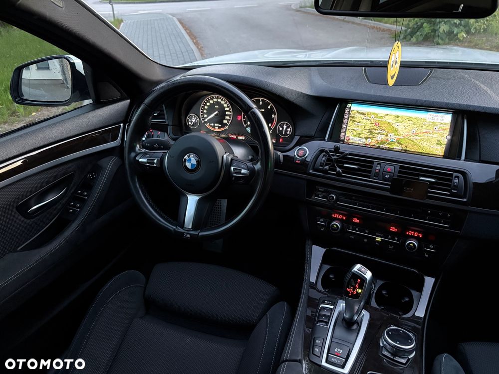 BMW Seria 5 525d xDrive - 20