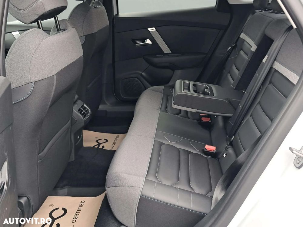 Citroën C4X 1.2 eDCT6 MHEV MAX - 10