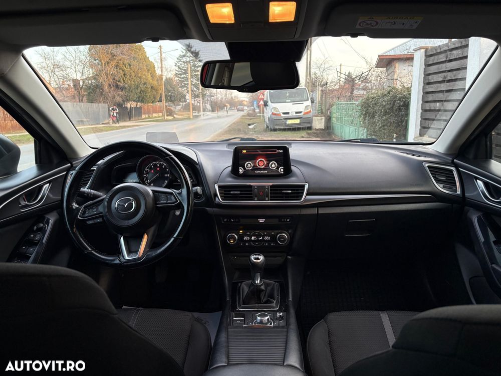 Mazda 3 G165 Revolution - 6