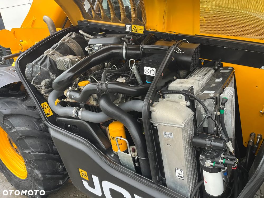 JCB 532-70 AgriSuper - 12