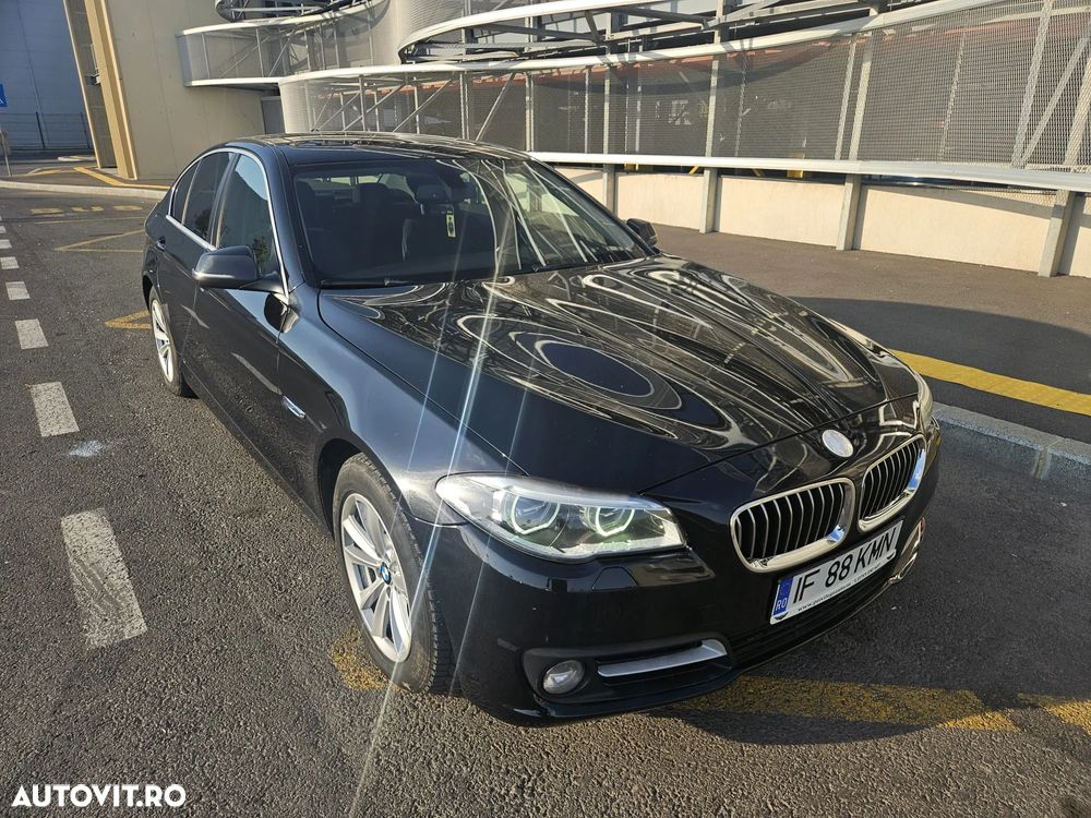 BMW Seria 5 525d Touring Sport-Aut. - 2