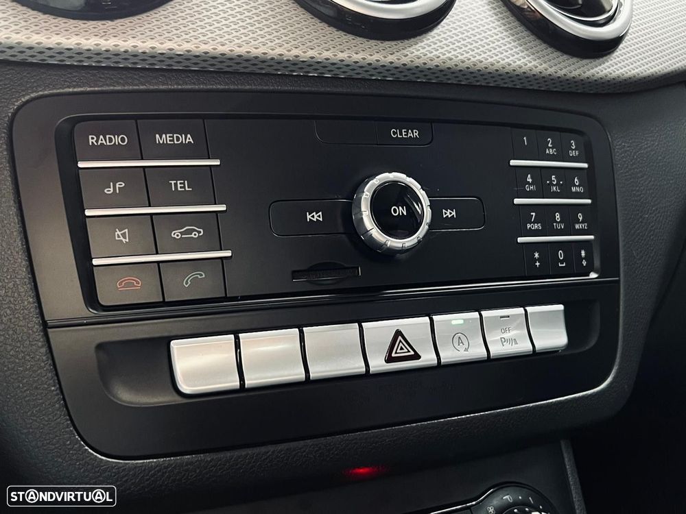 Mercedes-Benz B 180 d Style - 28