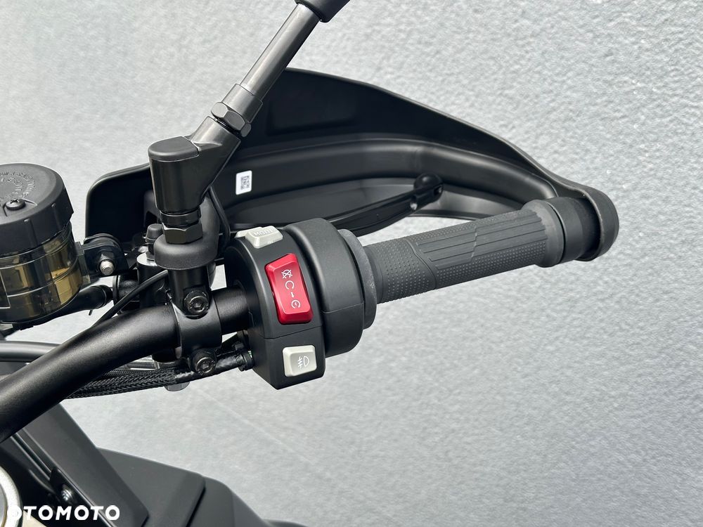 VOGE 900DSX - 21
