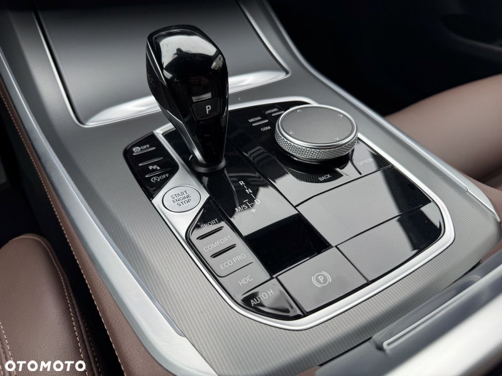 BMW X5 xDrive25d - 23