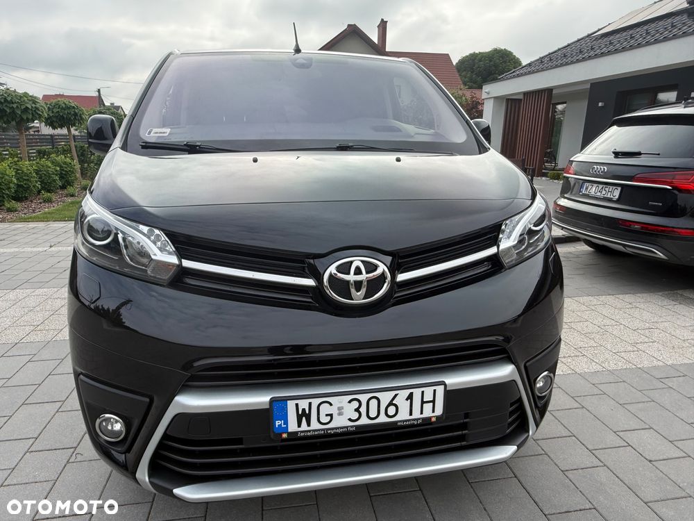 Toyota ProAce Kombi D-4D Medium 2,8t - 1