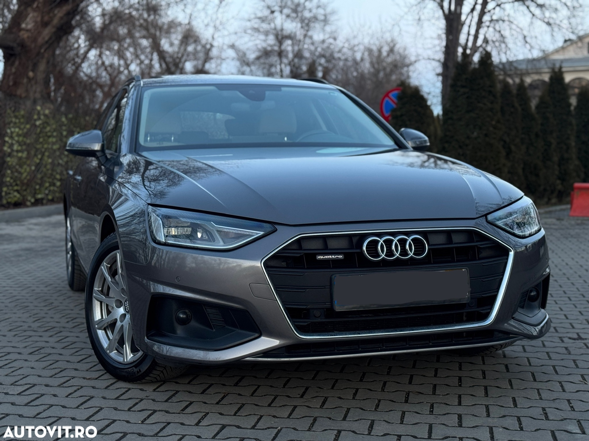 Audi A4 Avant 2.0 40 TDI quattro S tronic Advanced - 5