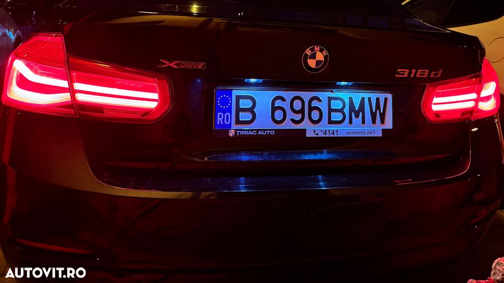 BMW Seria 3 318d xDrive Luxury Line - 7