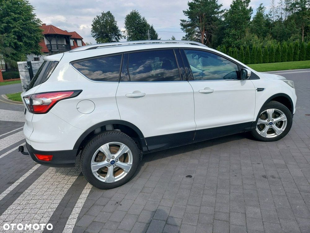 Ford Kuga - 17