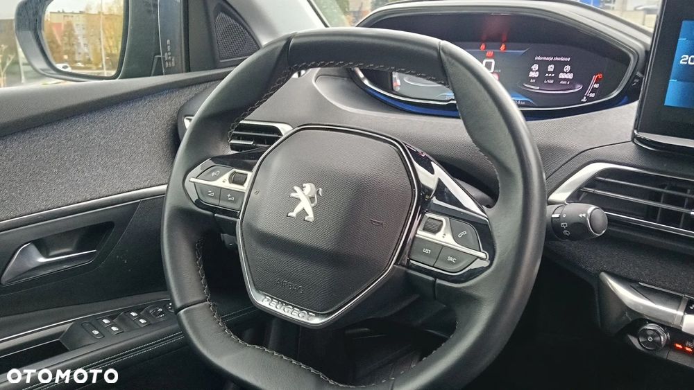Peugeot 5008 1.2 PureTech Allure Pack S&S - 19