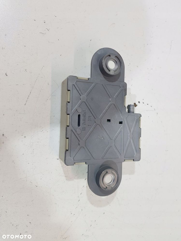 moduł wzmacniacz anteny bmw e60 e61 e90 6935024 - 4