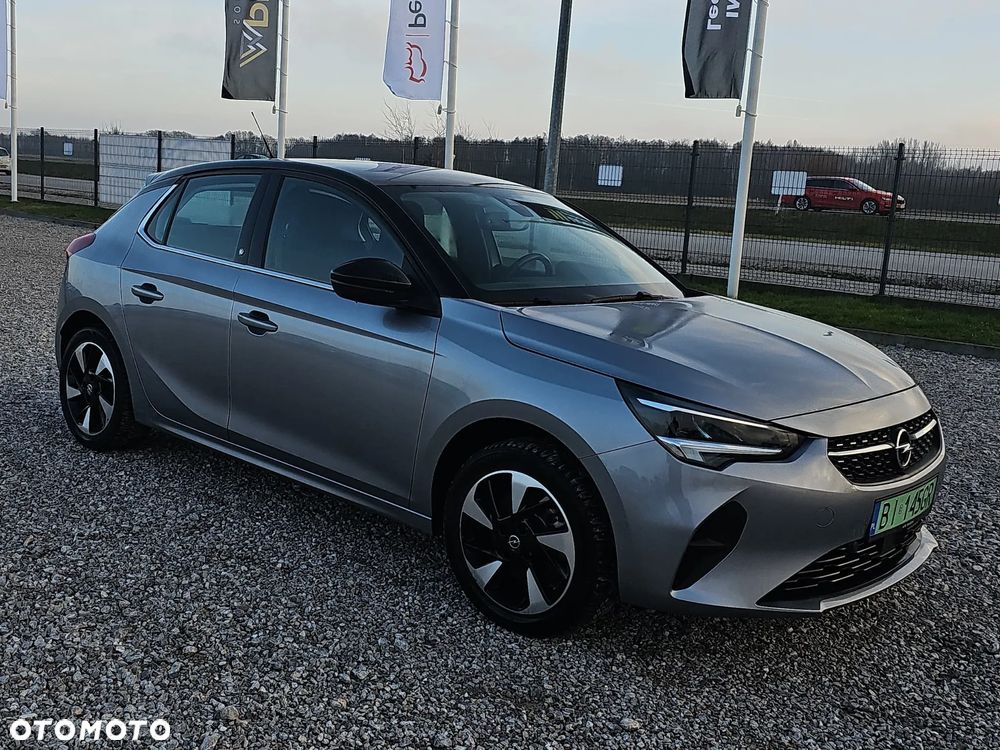 Opel Corsa Color Edition - 3