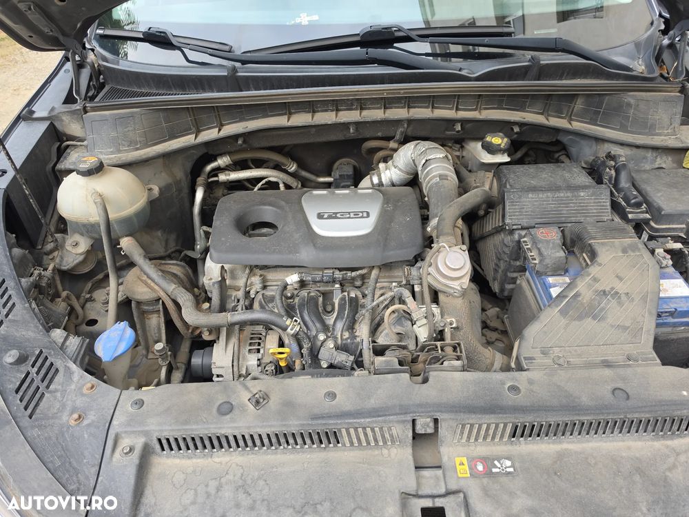 Hyundai Tucson 1.6 T-GDi 4WD 6MT Style - 10