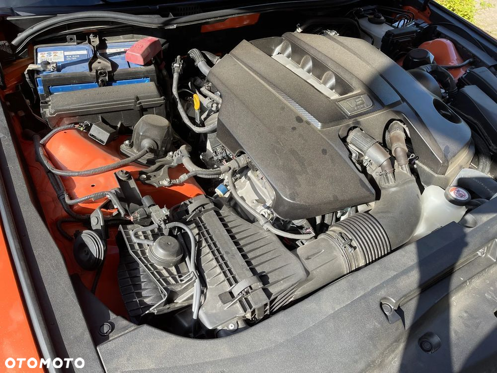 Lexus IS - 33