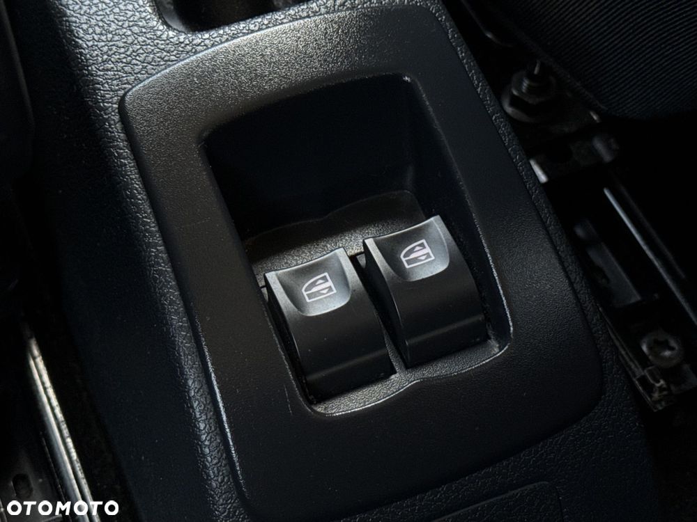 Dacia Sandero 1.2 16V SL Celebration EU6 - 14