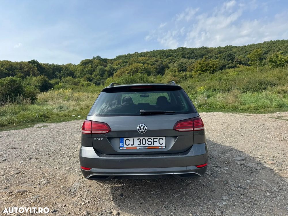 Volkswagen Golf 1.6 TDI Comfortline - 6