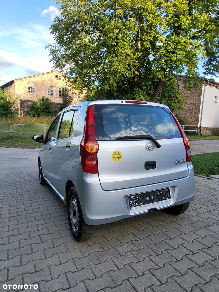 Daihatsu Cuore 1.0 - 5