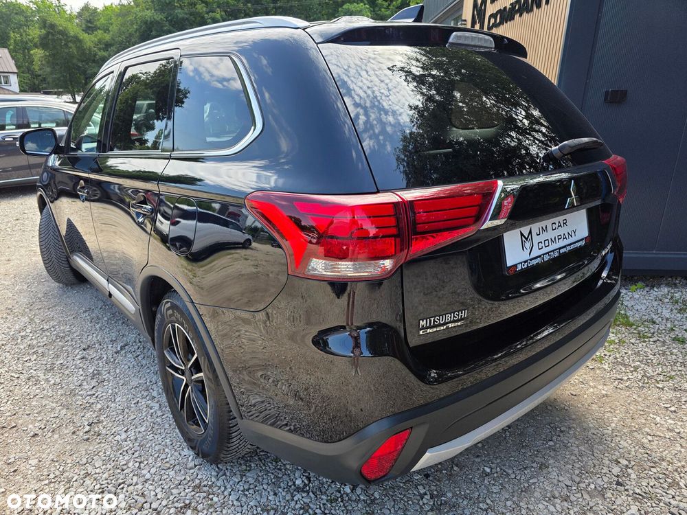 Mitsubishi Outlander - 5