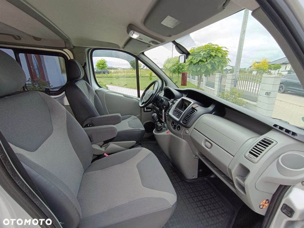 Renault Trafic L1H1 Passenger Lux - 14