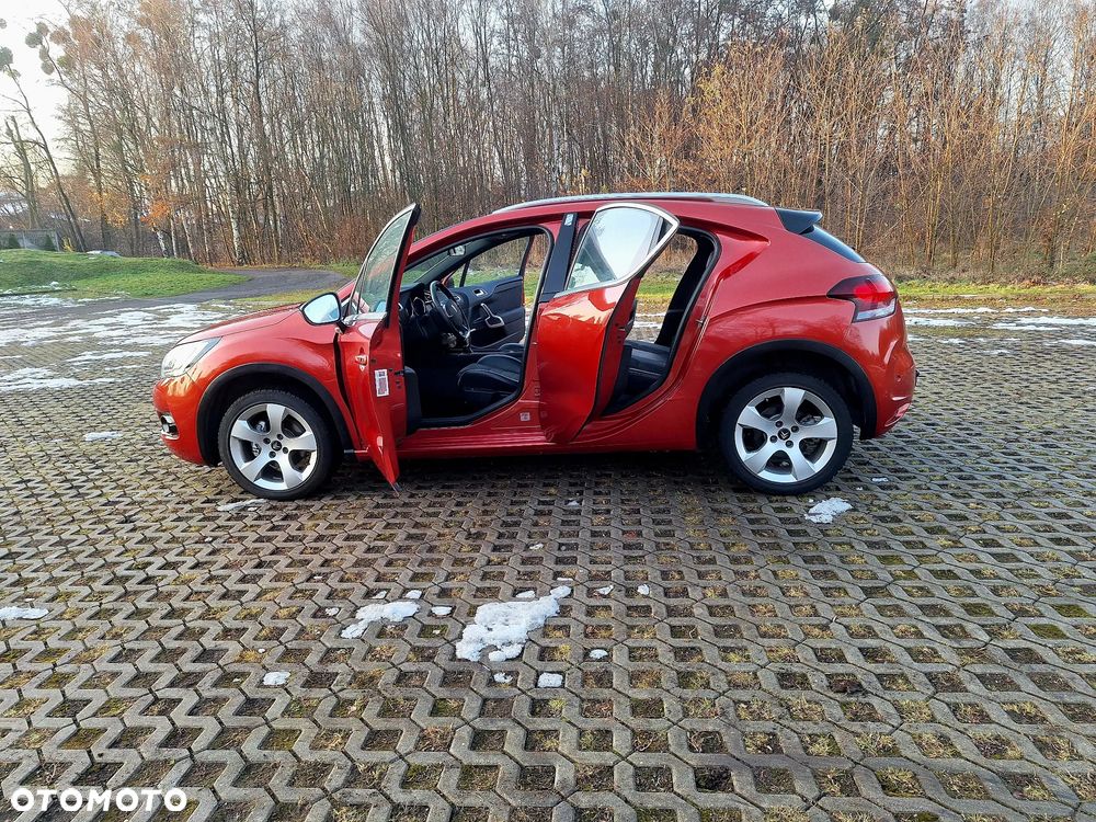 Citroën DS4 1.6 e-HDi SoChic MCP - 25