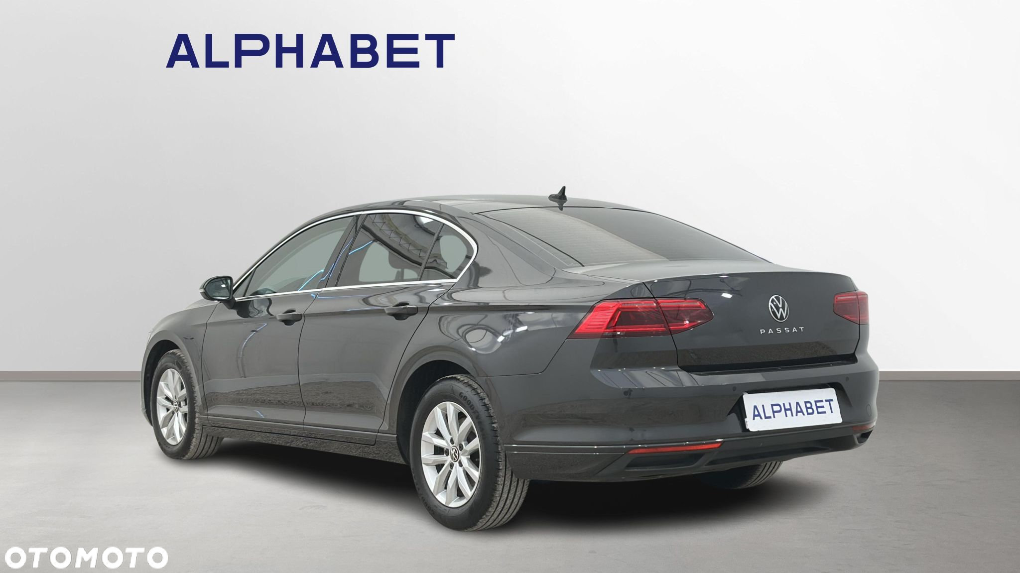 Volkswagen Passat - 3