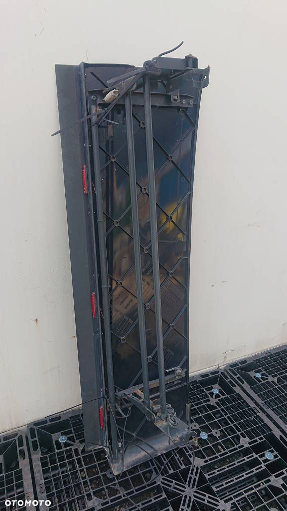# SCANIA V8 R S XPI DC16 2015r SPOILER KABINY OWIEWKA ZAKABINOWA LEWY LEWA - 5